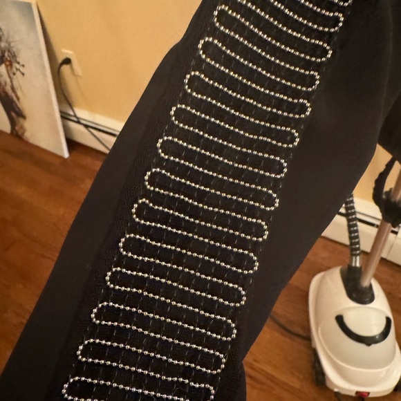 Blouse bodysuit. Fits size M or L - Picture 2 of 4